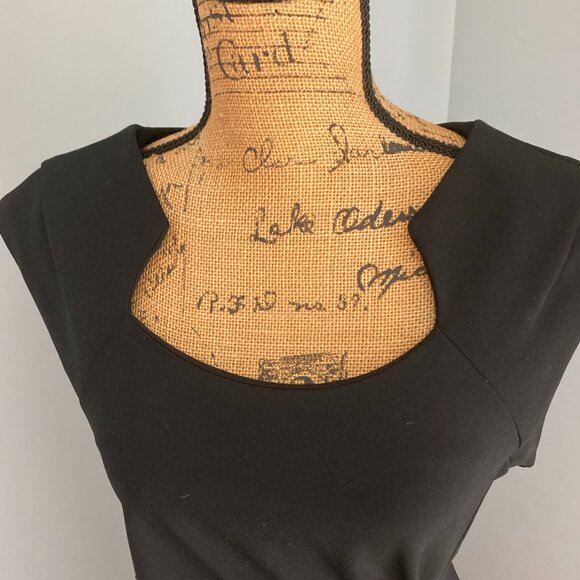 Shelby & Palmer Sheath Dress Women Size 16 Black Stretch Knit Ruched Cap Sleeve - Picture 3 of 12